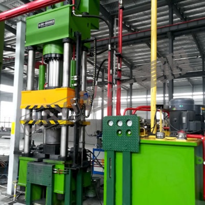 Semi-axle pre-upsetting machin